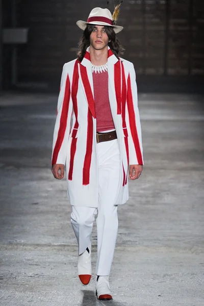Look 34